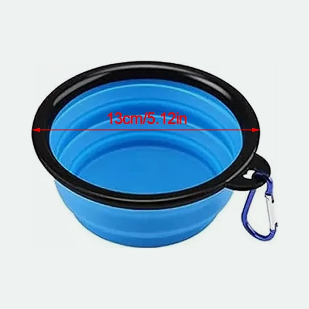 Blue collapsible bowl with a carabiner clip, marked 13 cm across
